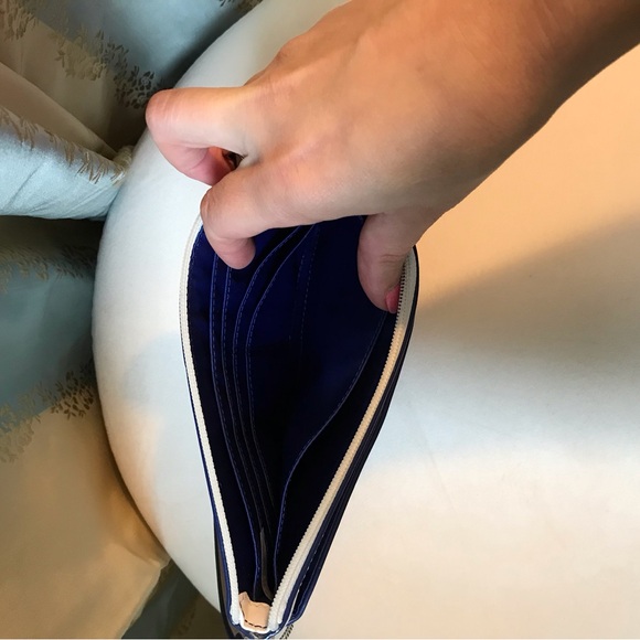 🤍Coach Blue Ombré Wristlet💙 - Picture 5 of 5